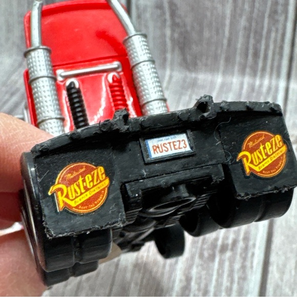 Disney Pixar Cars Mack Truck Mini Racers Transporter Hauler - Picture 6 of 7